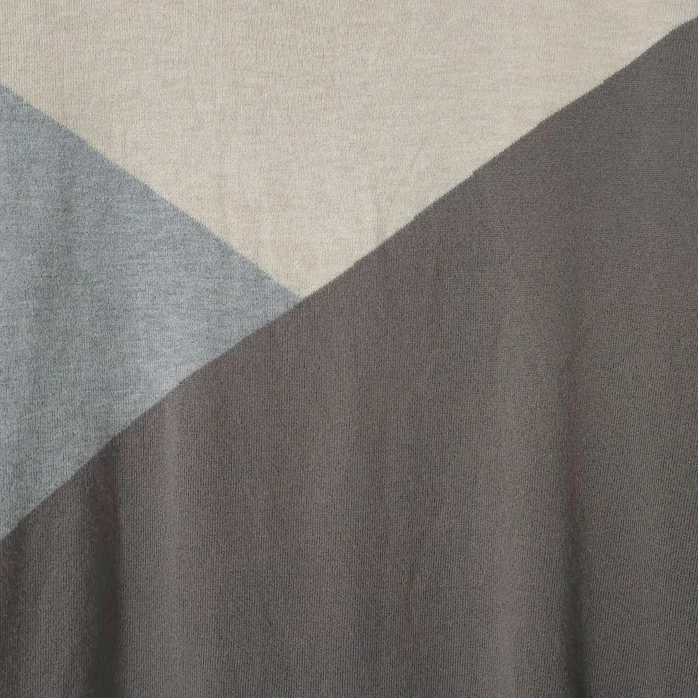 DEVOTION BY CYRUS Long Sleeve Mock Neck Colorblock High Low Pullover Sweater, S - Picture 7 of 14